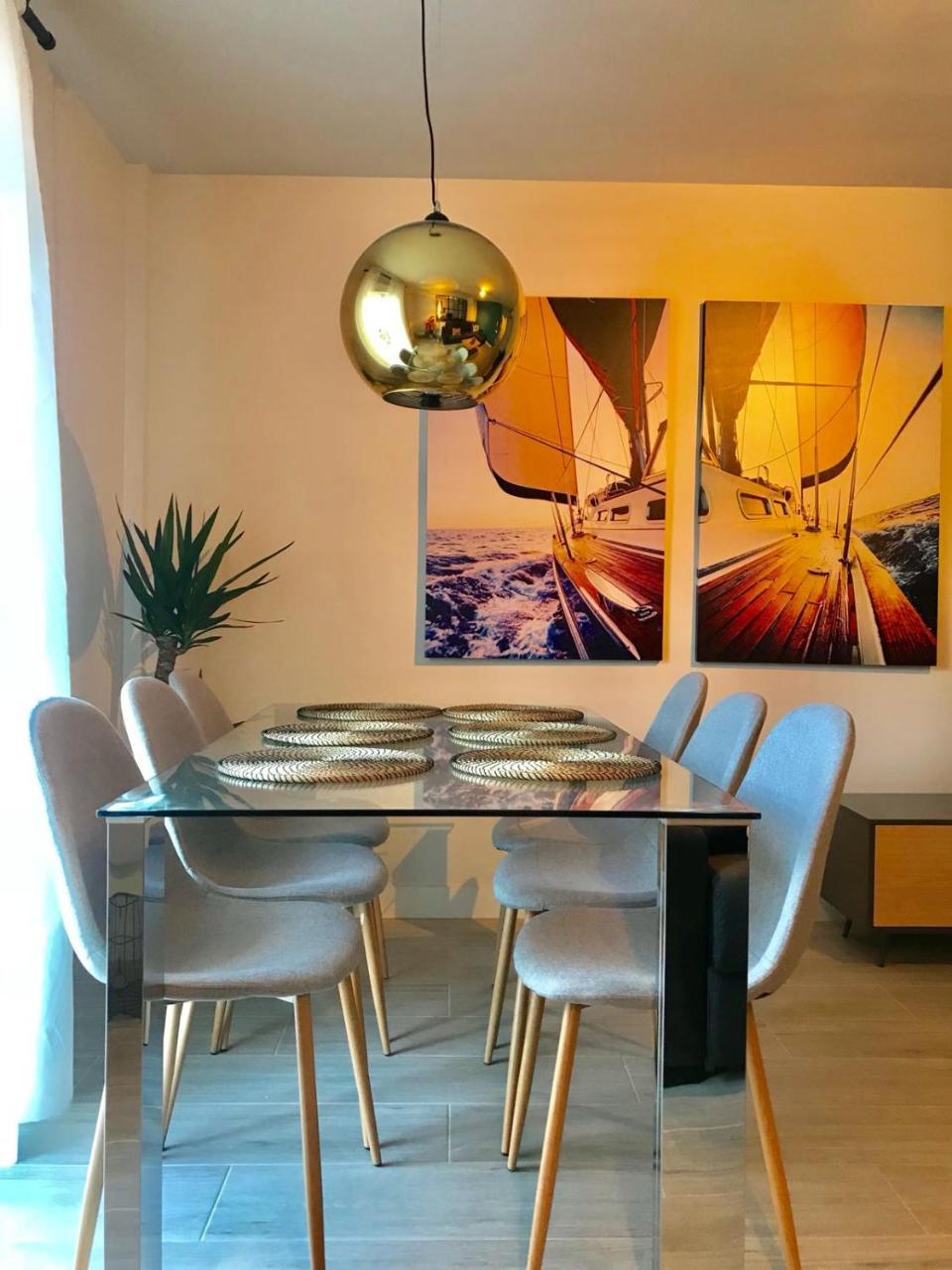 Lujoso Duplex En La Playa Con Vistas Al Mar Leilighet Torremolinos Eksteriør bilde